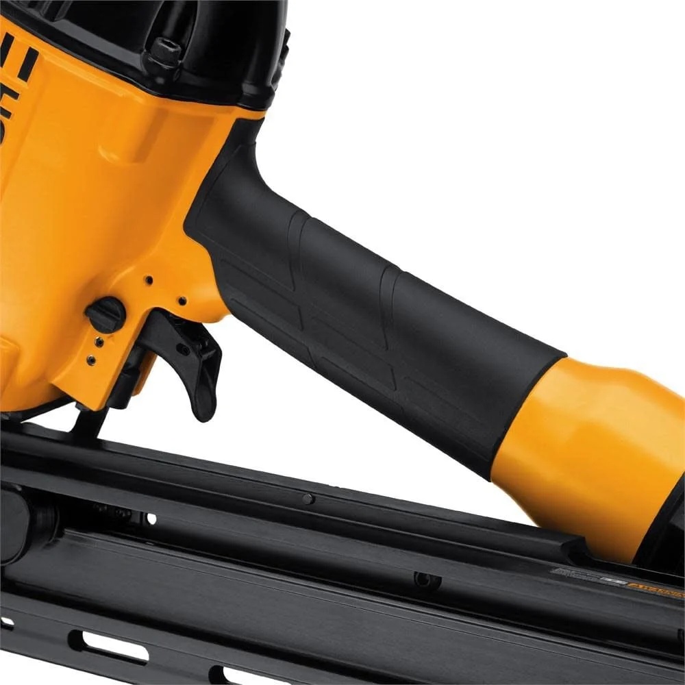 Bostitch Pneumatic Nailer Kit - Image 4