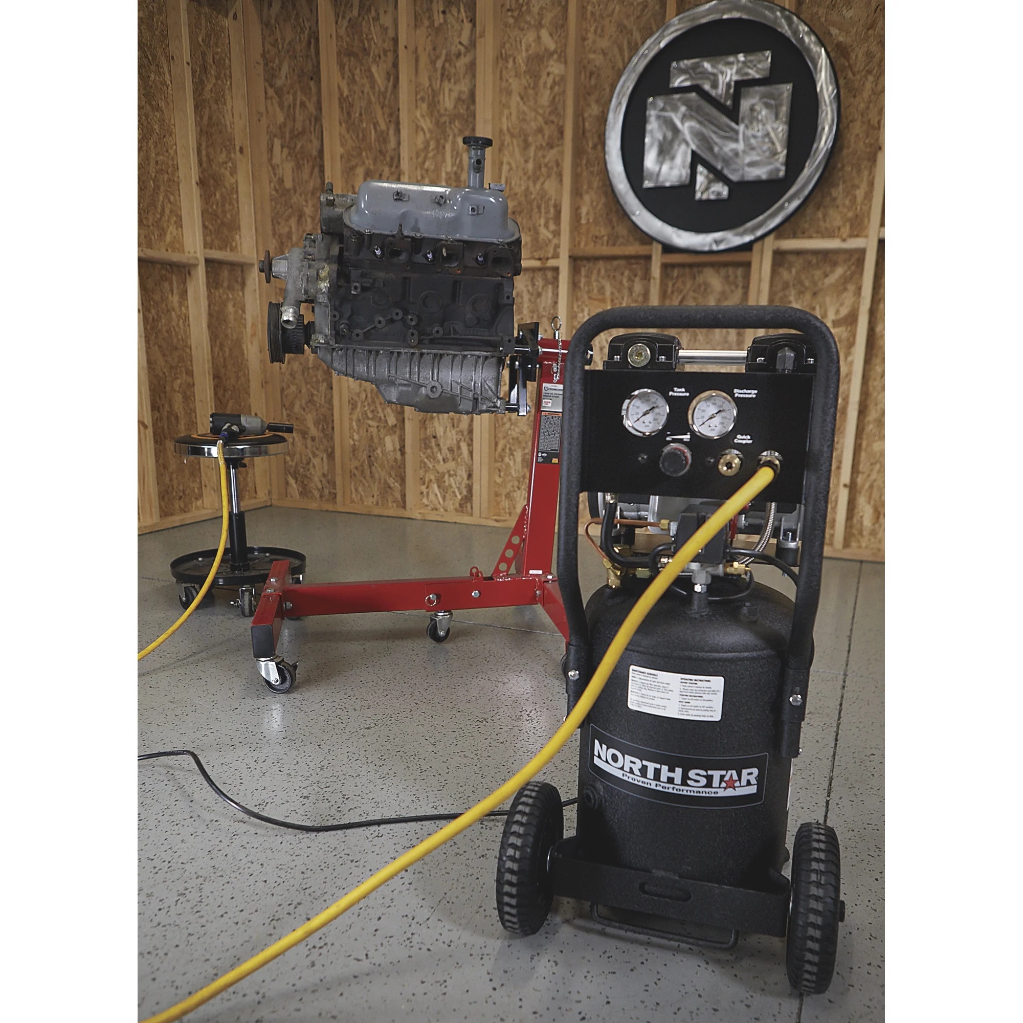 NorthStar Portable Quiet Electric Air Compressor, 1.5 HP, 8-Gallon, 4 CFM @ 90 PSI - Image 9