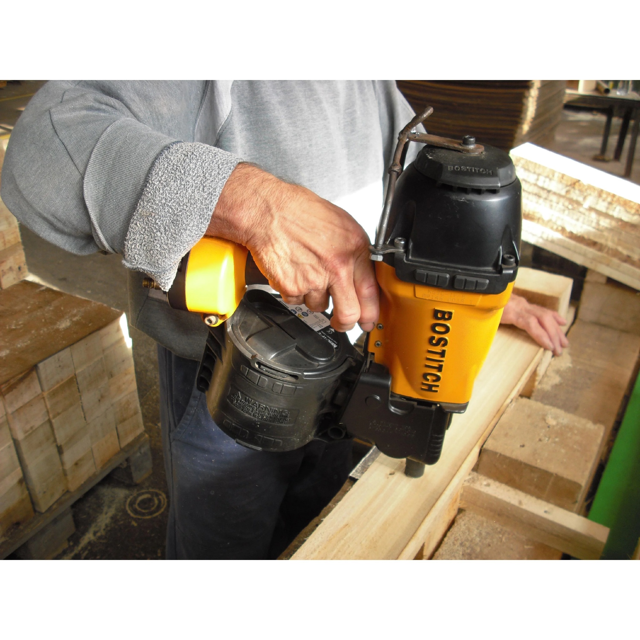 Bostitch N89C-1 3-1/2 in. High-Power Coil Framing Nailer - Image 5