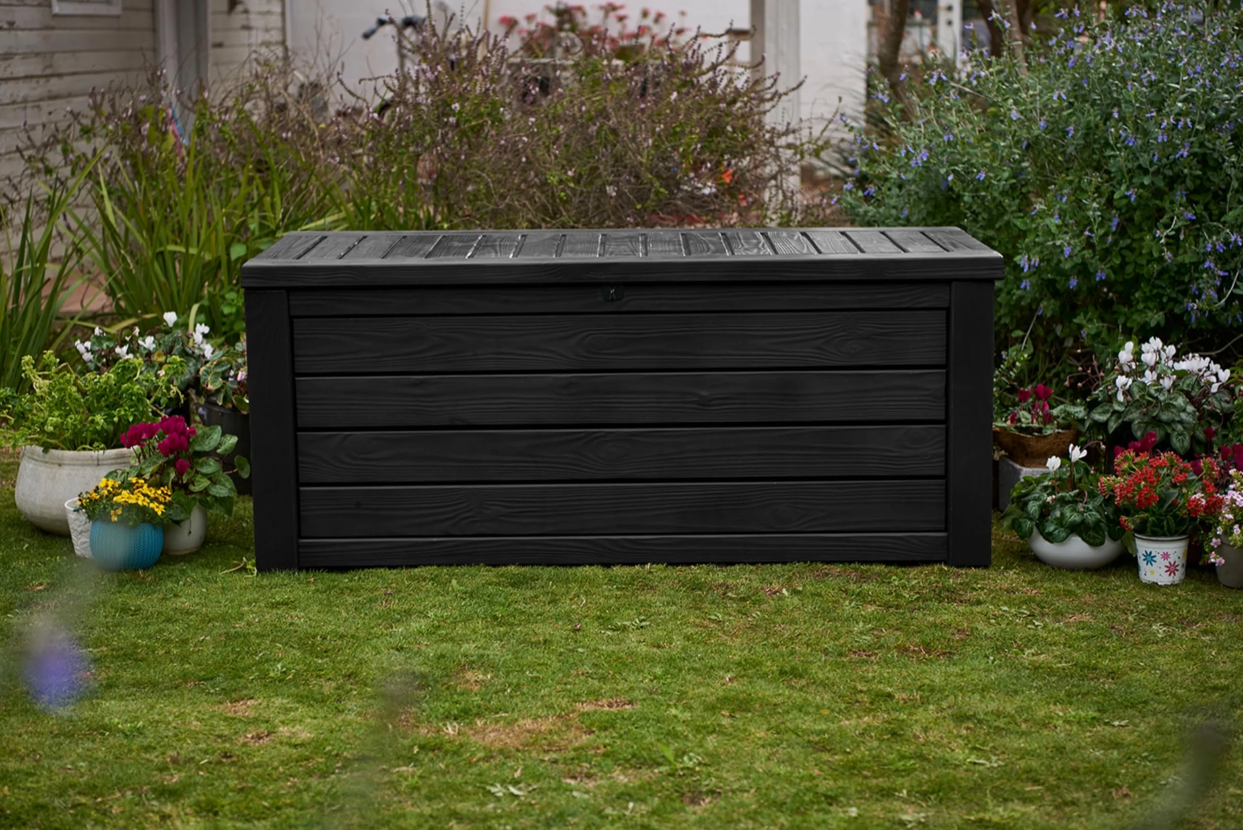 150 Gallon Resin Outdoor Storage Box, Large Deck Container for Patio, Garden and Yard, Dark Gray - Image 4