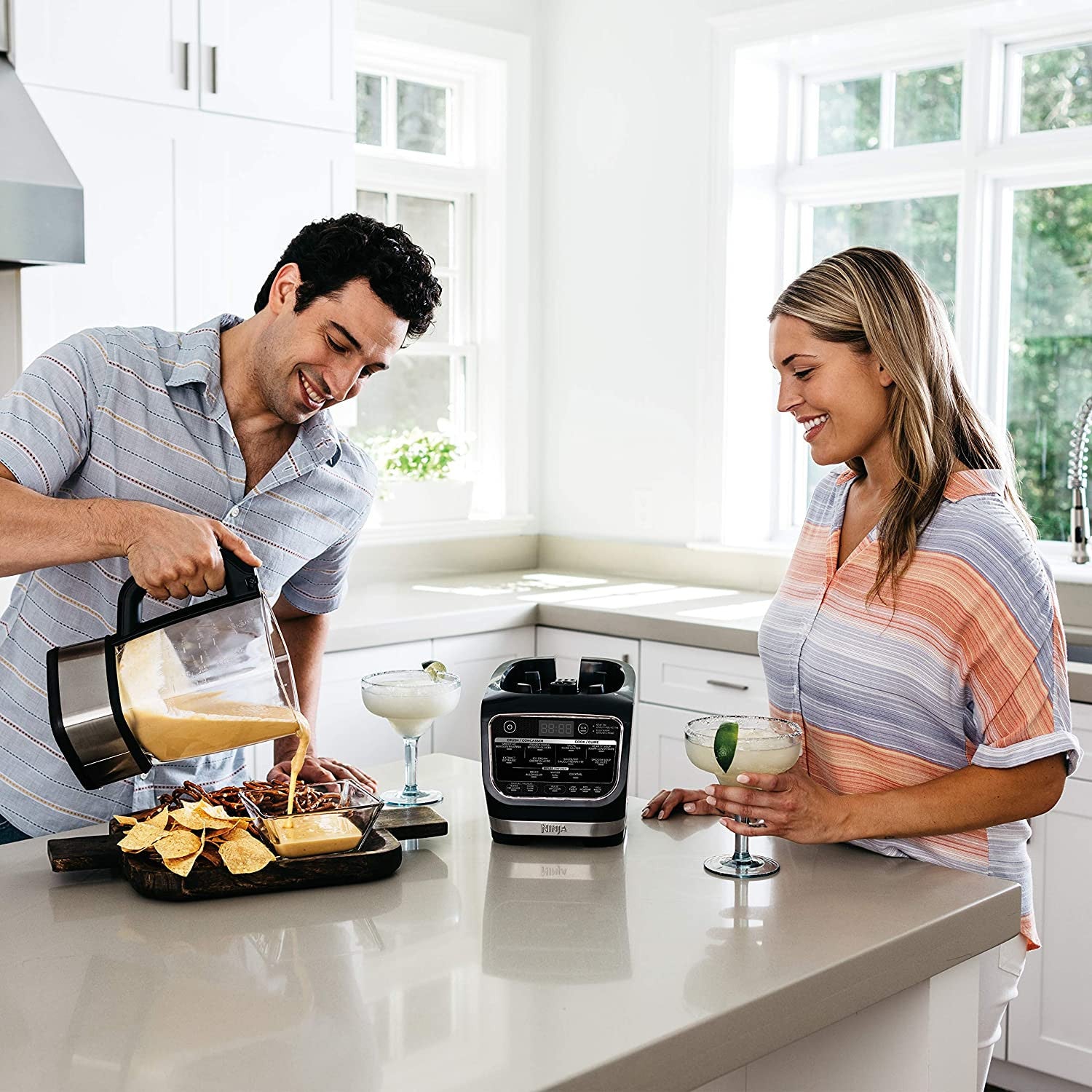 Cold& Hot Blender With 1400 Peak Watts Nonstick Glass Pitcher (HB152), 64 oz, Black - Image 8